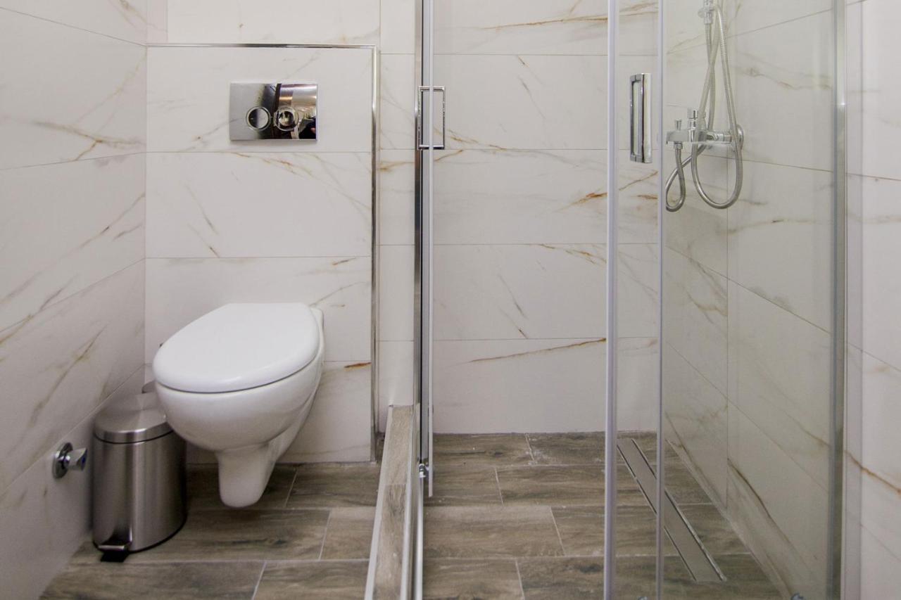 Kasta Bnb Ofrinion Ngoại thất bức ảnh