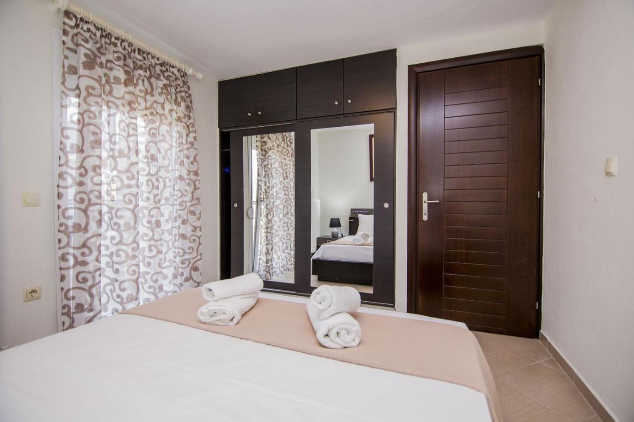 Kasta Bnb Ofrinion Ngoại thất bức ảnh