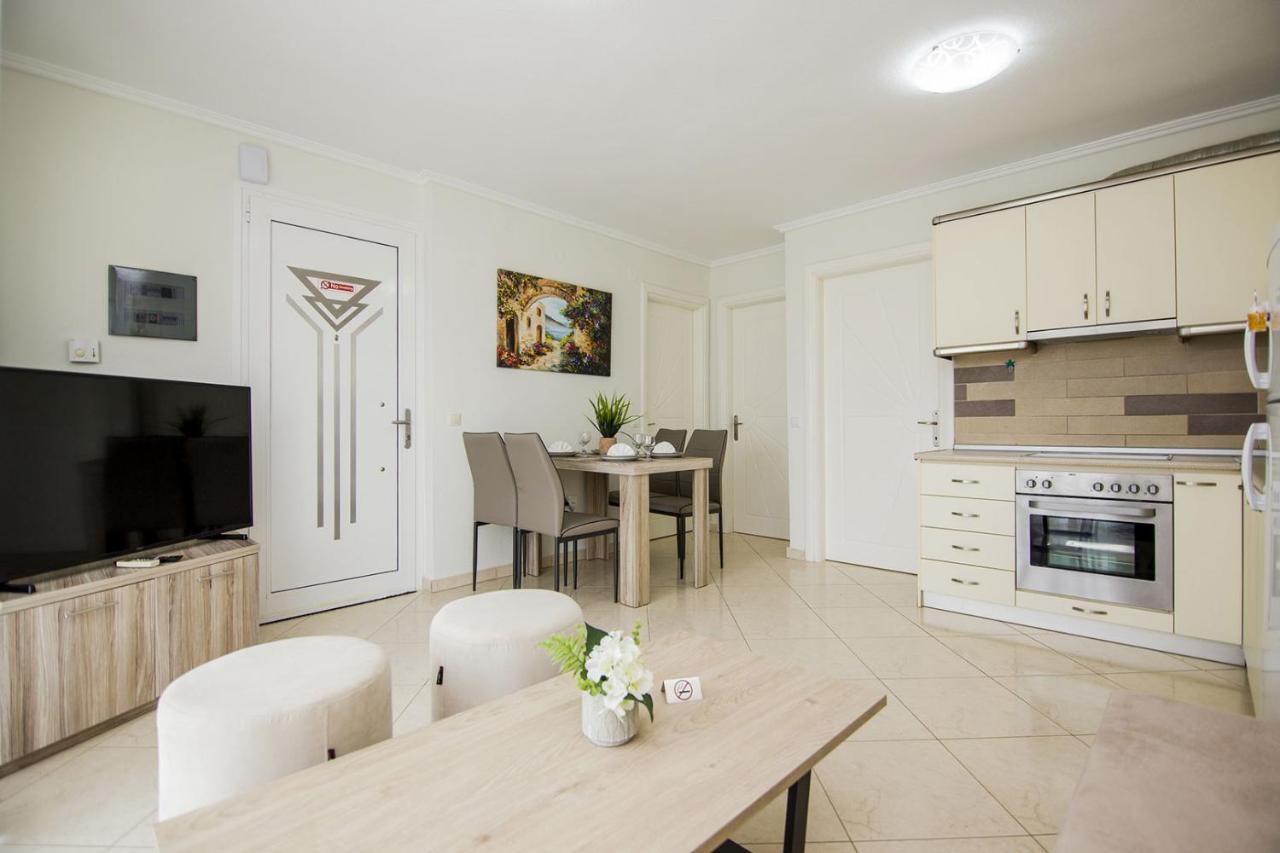 Kasta Bnb Ofrinion Ngoại thất bức ảnh