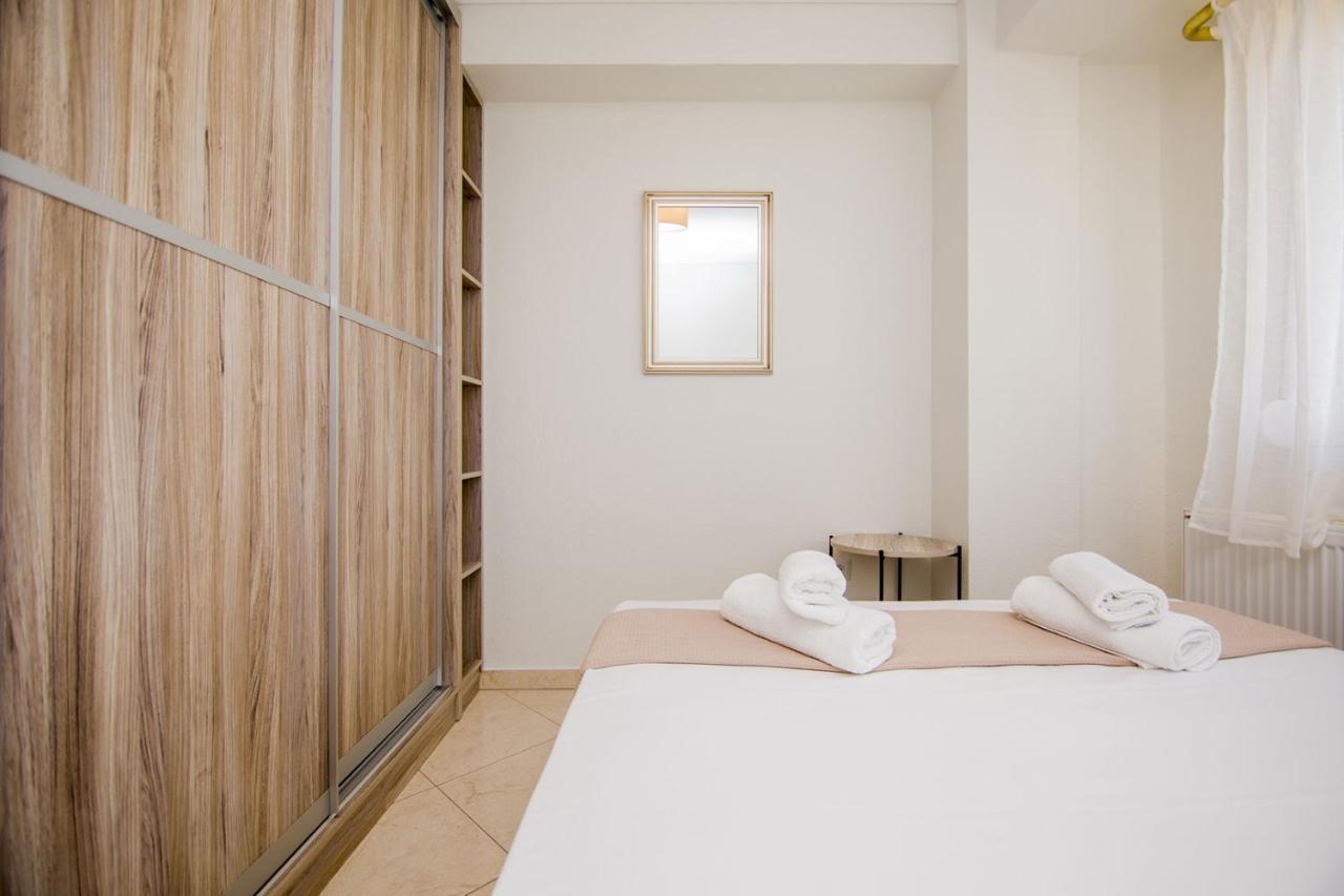 Kasta Bnb Ofrinion Ngoại thất bức ảnh