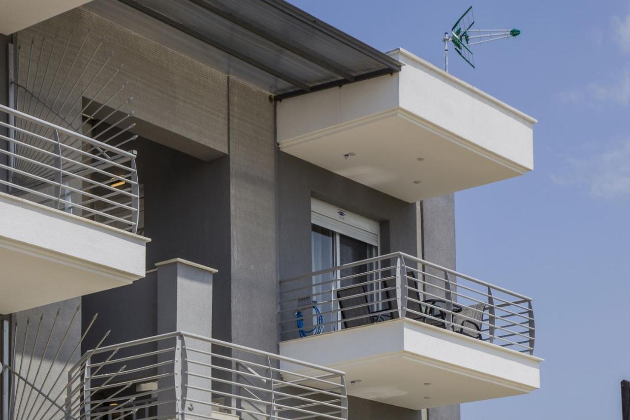 Kasta Bnb Ofrinion Ngoại thất bức ảnh